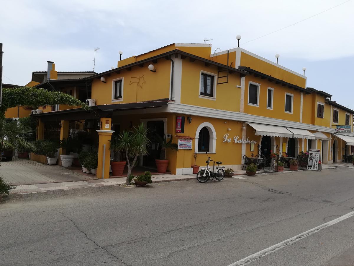 Hotel La Calabrese Isola di Capo Rizzuto Kültér fotó